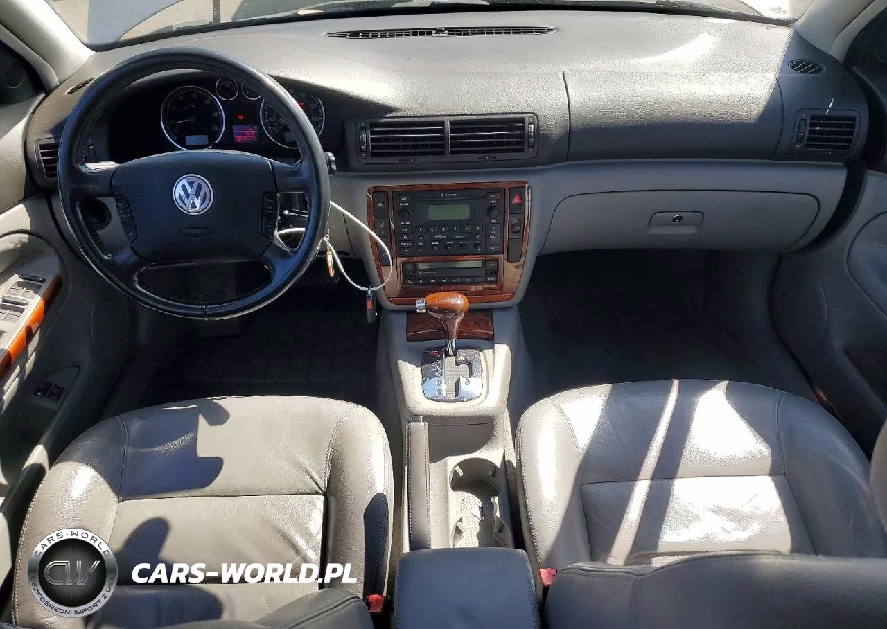 2004 Volkswagen Passat Glx VIN:WVWWH63B94E126062 - 8