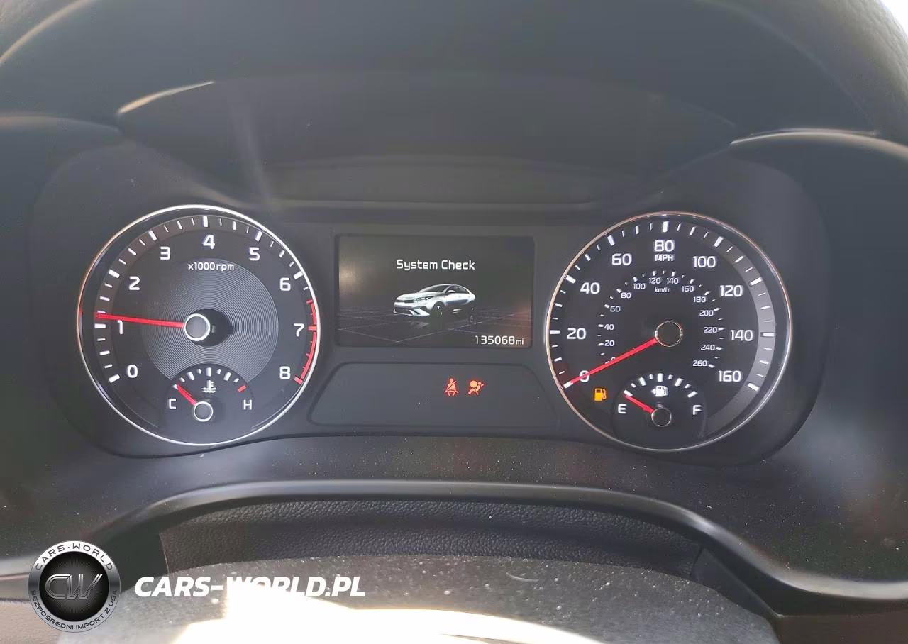 2023 Kia Forte Gt Line VIN:3KPF54AD7PE602836 - 9