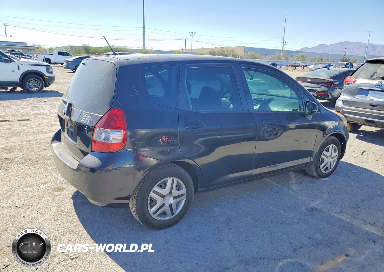 2008 Honda Fit VIN:JHMGD38408S018170 - 3