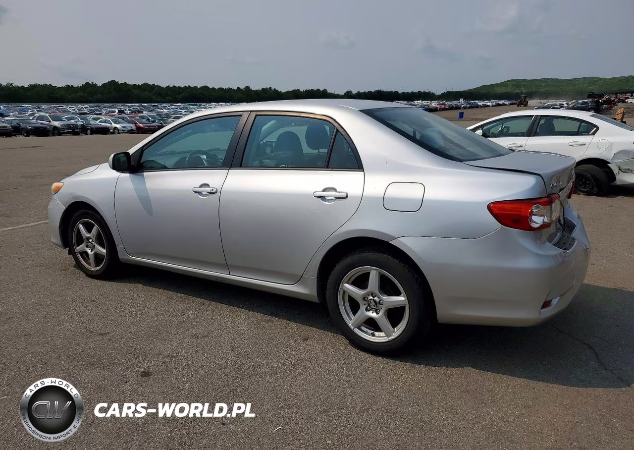 2012 Toyota Corolla Le VIN:2T1BU4EE5CC817029 - 2