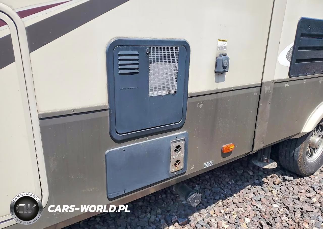 2016 Grand Design Solitude Camper VIN:573FS3824G1105147 - 8