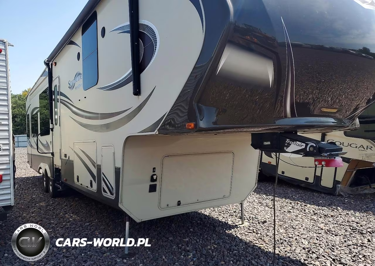 2016 Grand Design Solitude Camper VIN:573FS3824G1105147 - 9