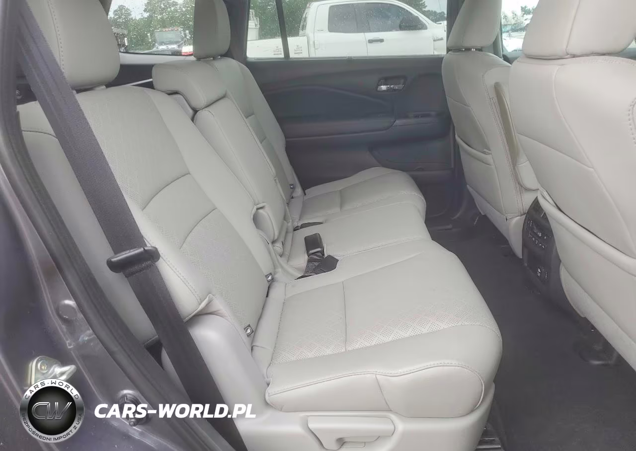 2019 Honda Passport Touring VIN:5FNYF8H98KB008516 - 11