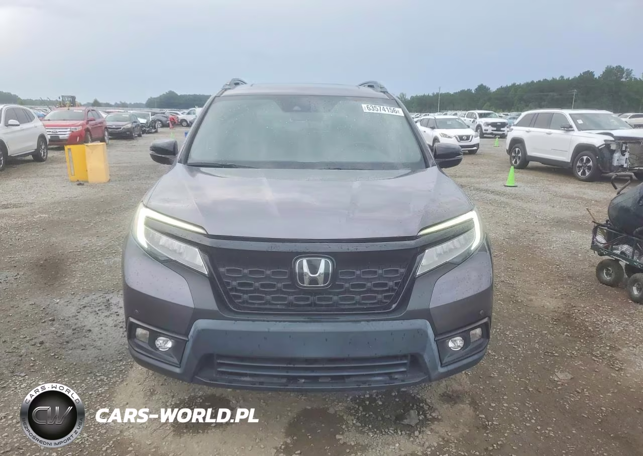 2019 Honda Passport Touring VIN:5FNYF8H98KB008516 - 5