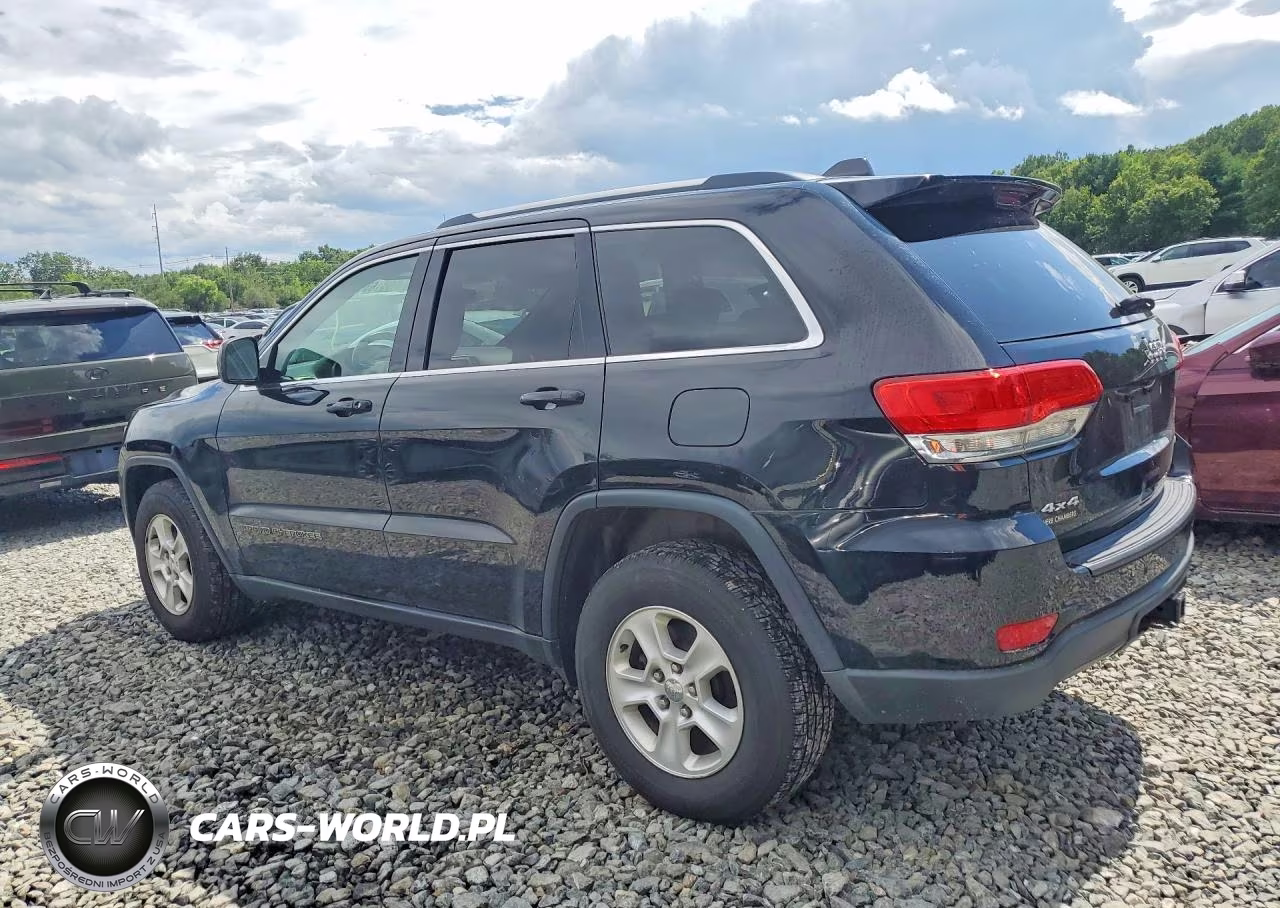 2017 Jeep Grand Cherokee Laredo VIN:1C4RJFAG2HC899344 - 2