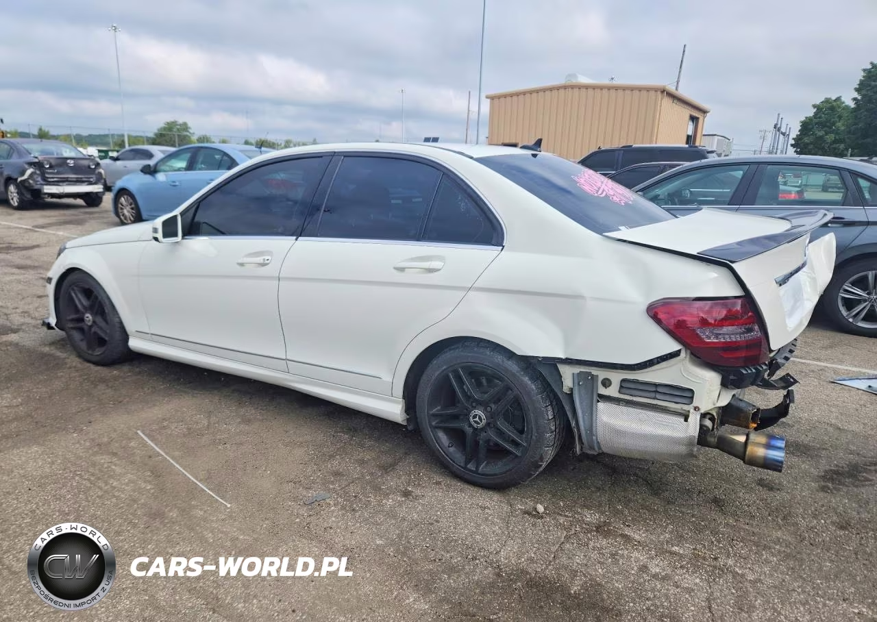 2012 Mercedes-Benz C 300 4Matic VIN:WDDGF8BB2CR191128 - 2