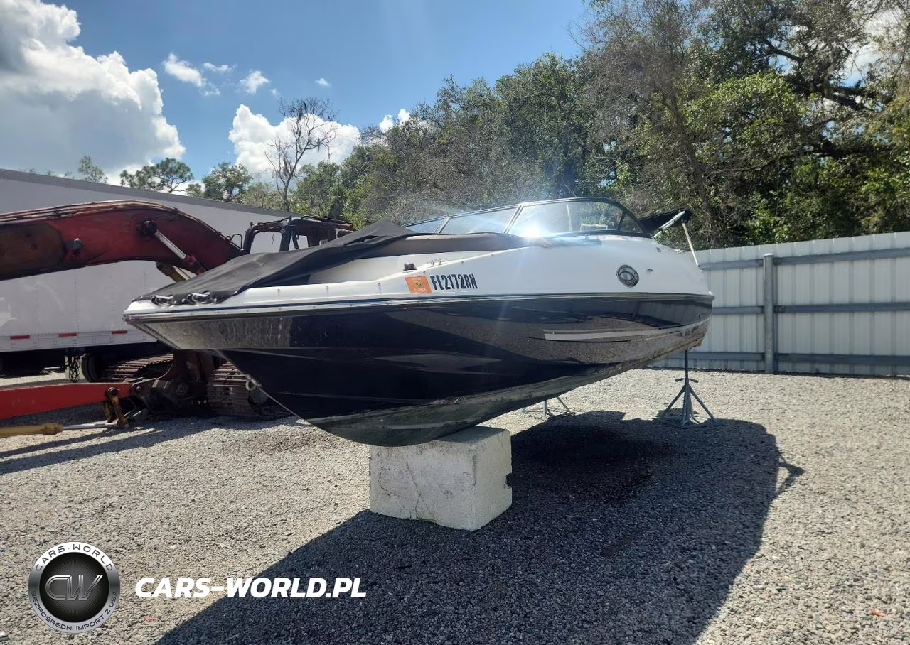 2017 Bayliner 215 - Boat – zdjęcie 1 z 10