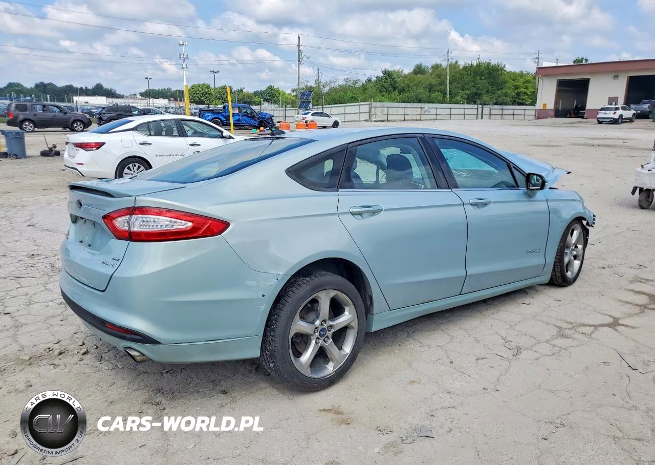 2013 Ford Fusion Se Hybrid VIN:3FA6P0LU4DR241009 - 3