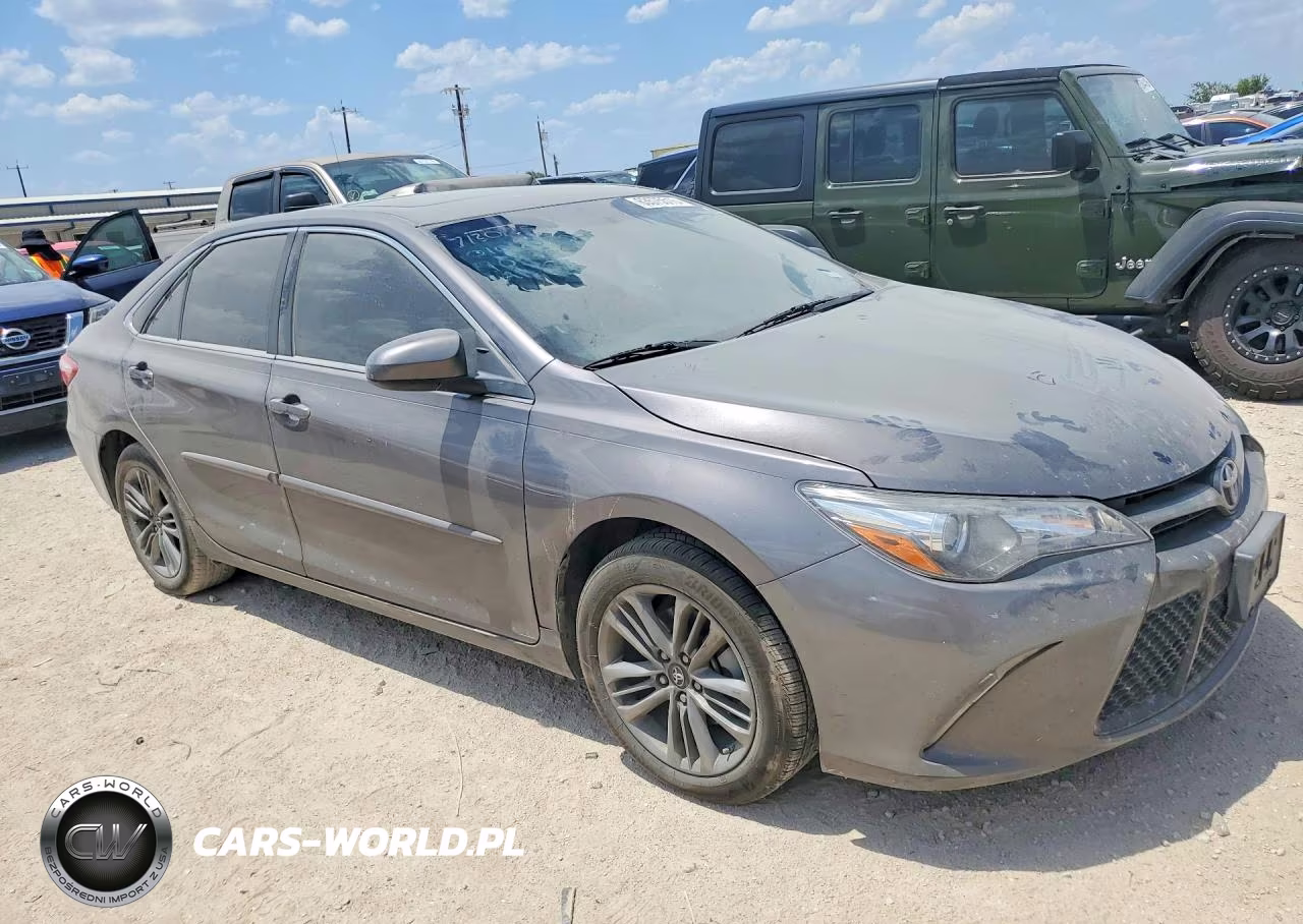 2017 Toyota Camry Se VIN:4T1BF1FK1HU403250 - 4
