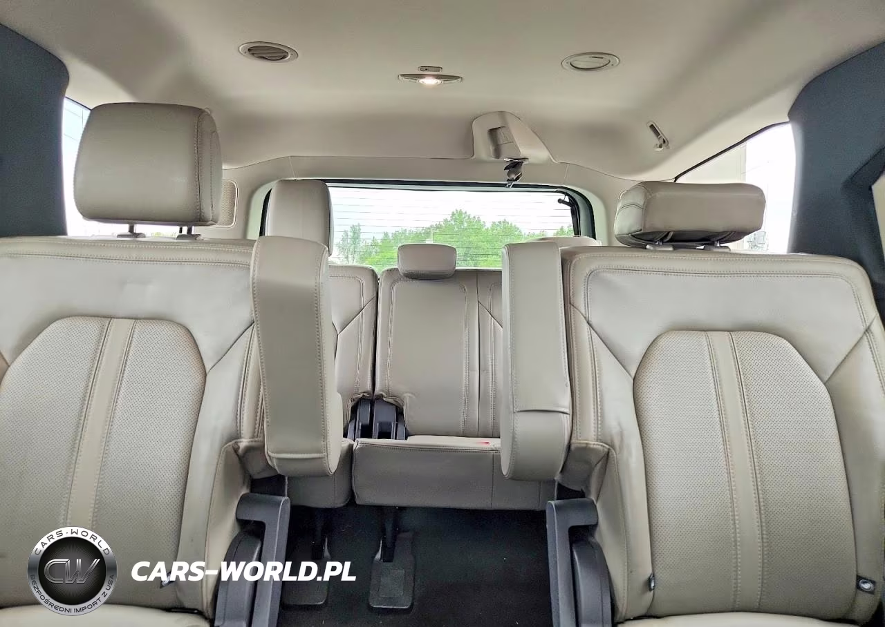 2018 Ford Expedition Limited VIN:1FMJU2AT2JEA69530 - 10