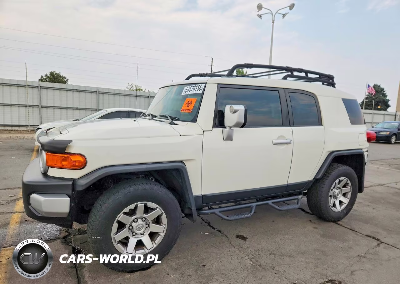 2014 Toyota Fj Cruiser Base