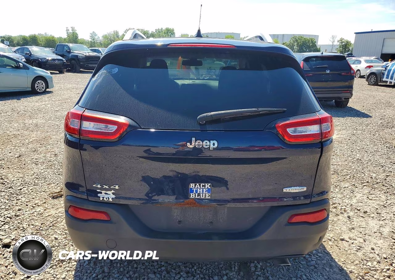 2014 Jeep Cherokee Latitude VIN:1C4PJMCS7EW151695 - 6