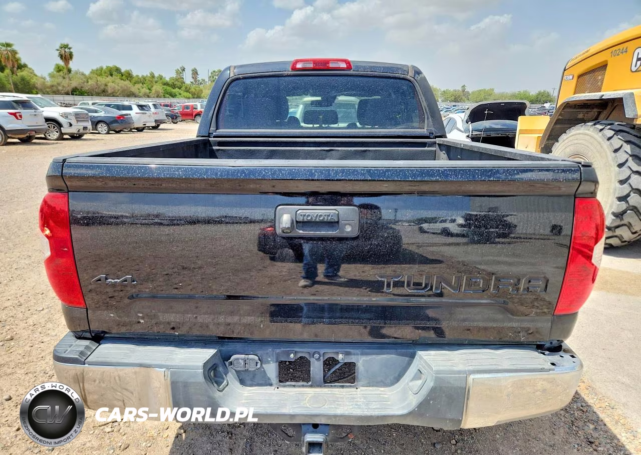 2018 Toyota Tundra Crewmax Sr5 VIN:5TFDW5F1XJX772818 - 6