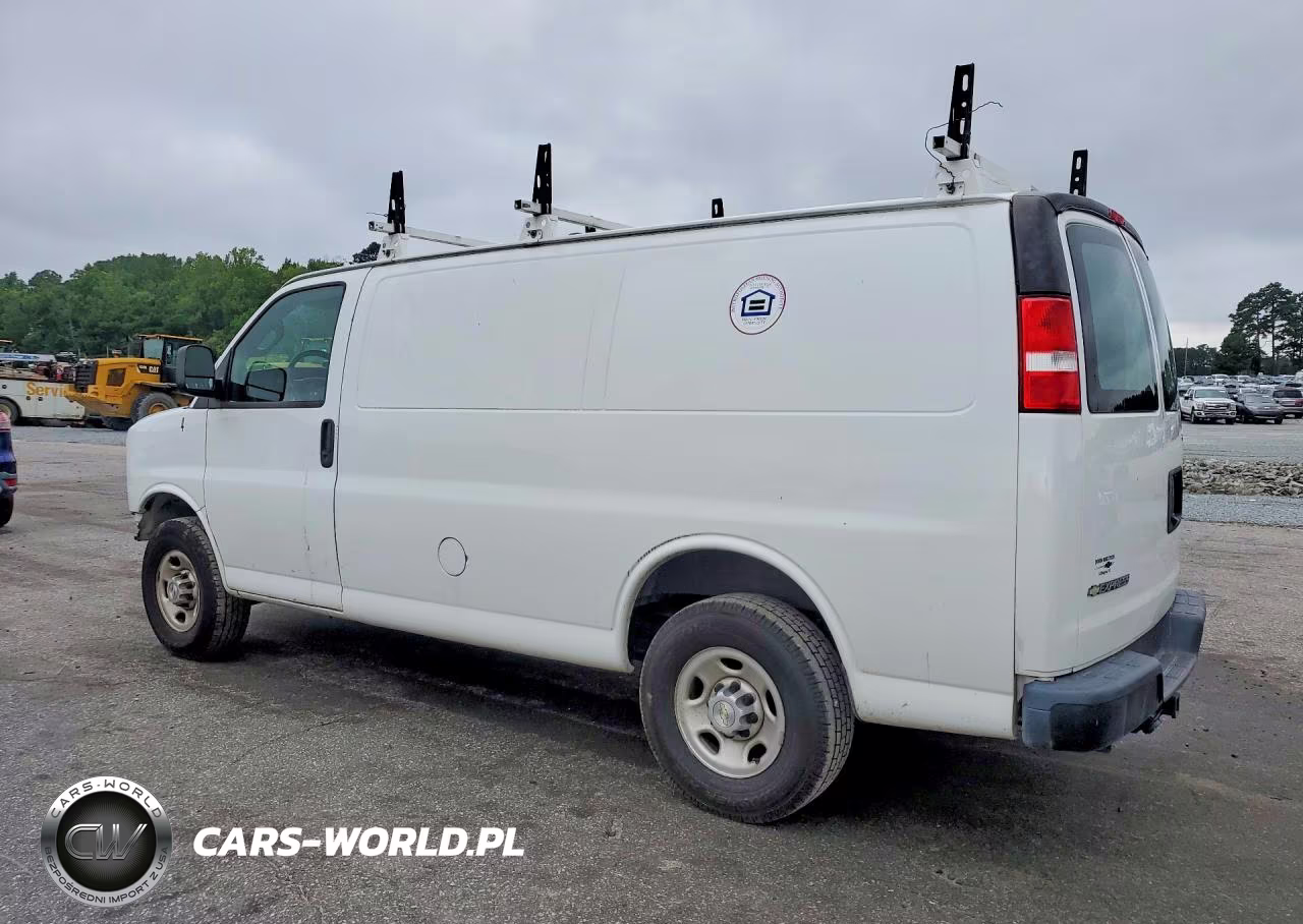 2020 Chevrolet Express G2500 VIN:1GCWGAFP5L1189789 - 2