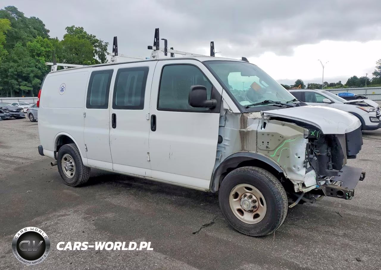 2020 Chevrolet Express G2500 VIN:1GCWGAFP5L1189789 - 4