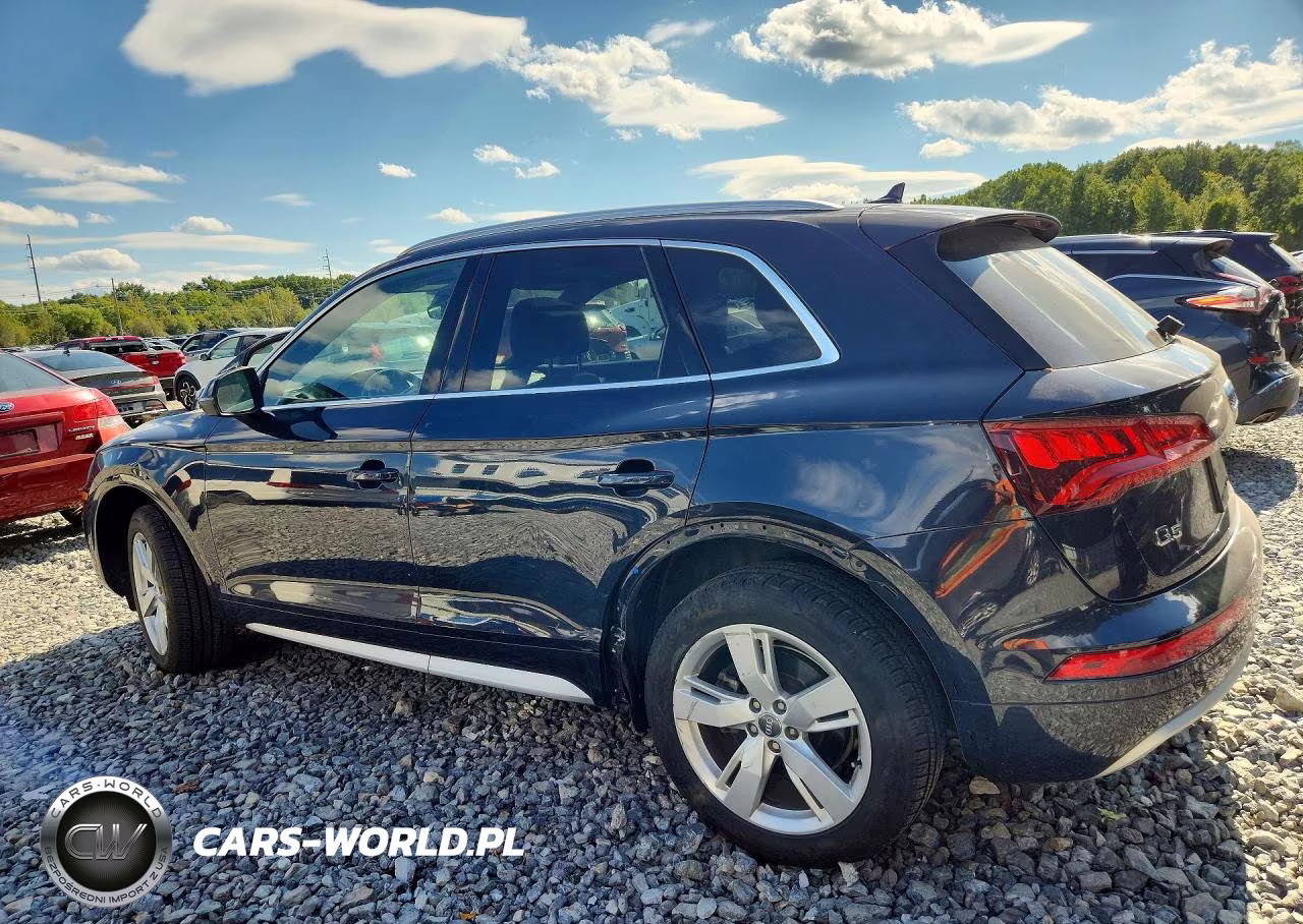 2018 Audi Q5 Premium Plus VIN:WA1BNAFY9J2238104 - 2