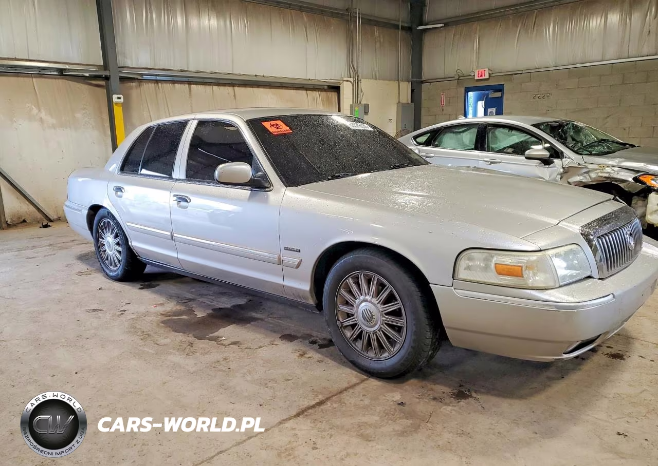 2011 Mercury Grand Marquis Ls VIN:2MEBM7FV6BX603174 - 4
