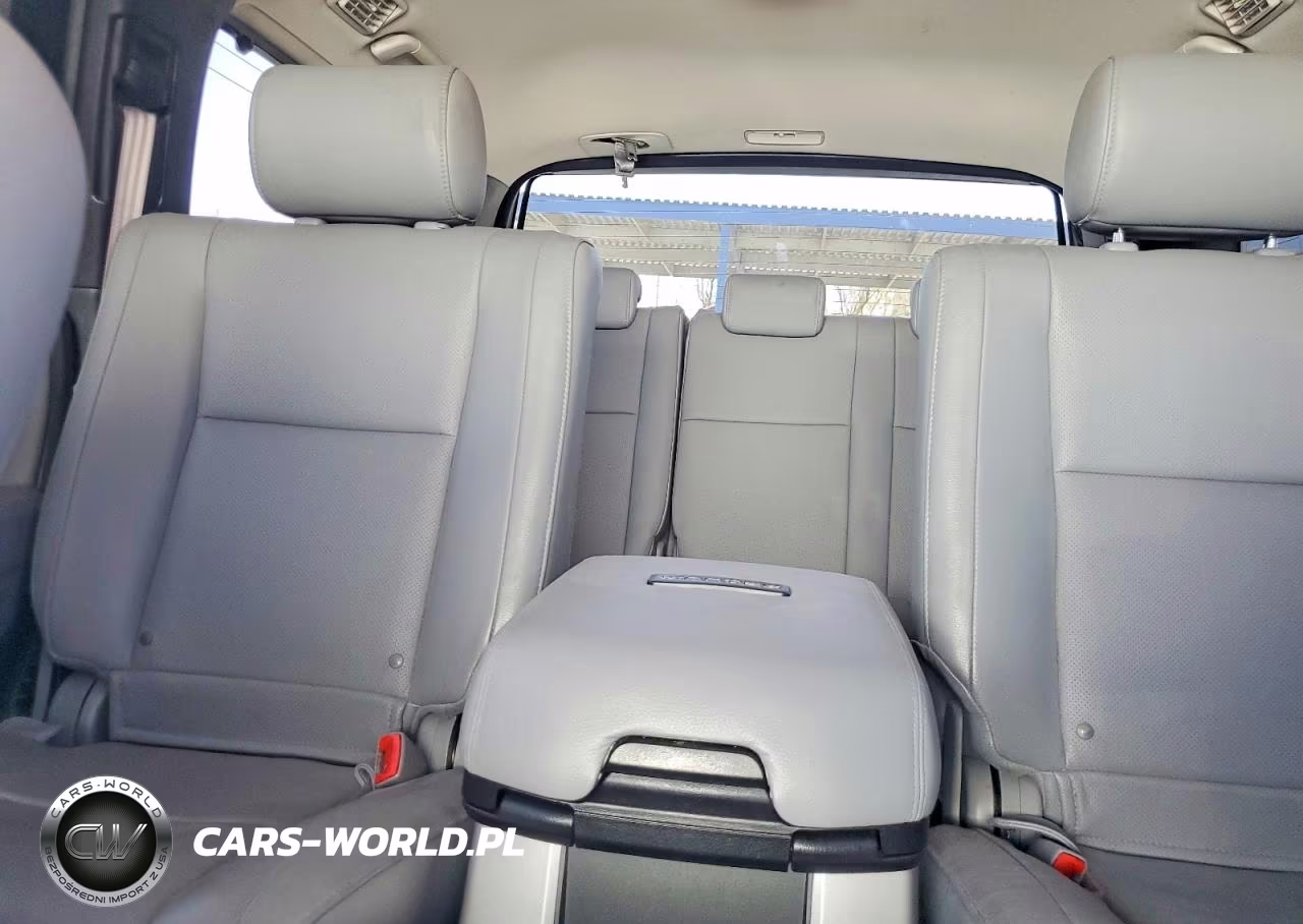2008 Toyota Sequoia Platinum VIN:5TDBY67A38S005141 - 10