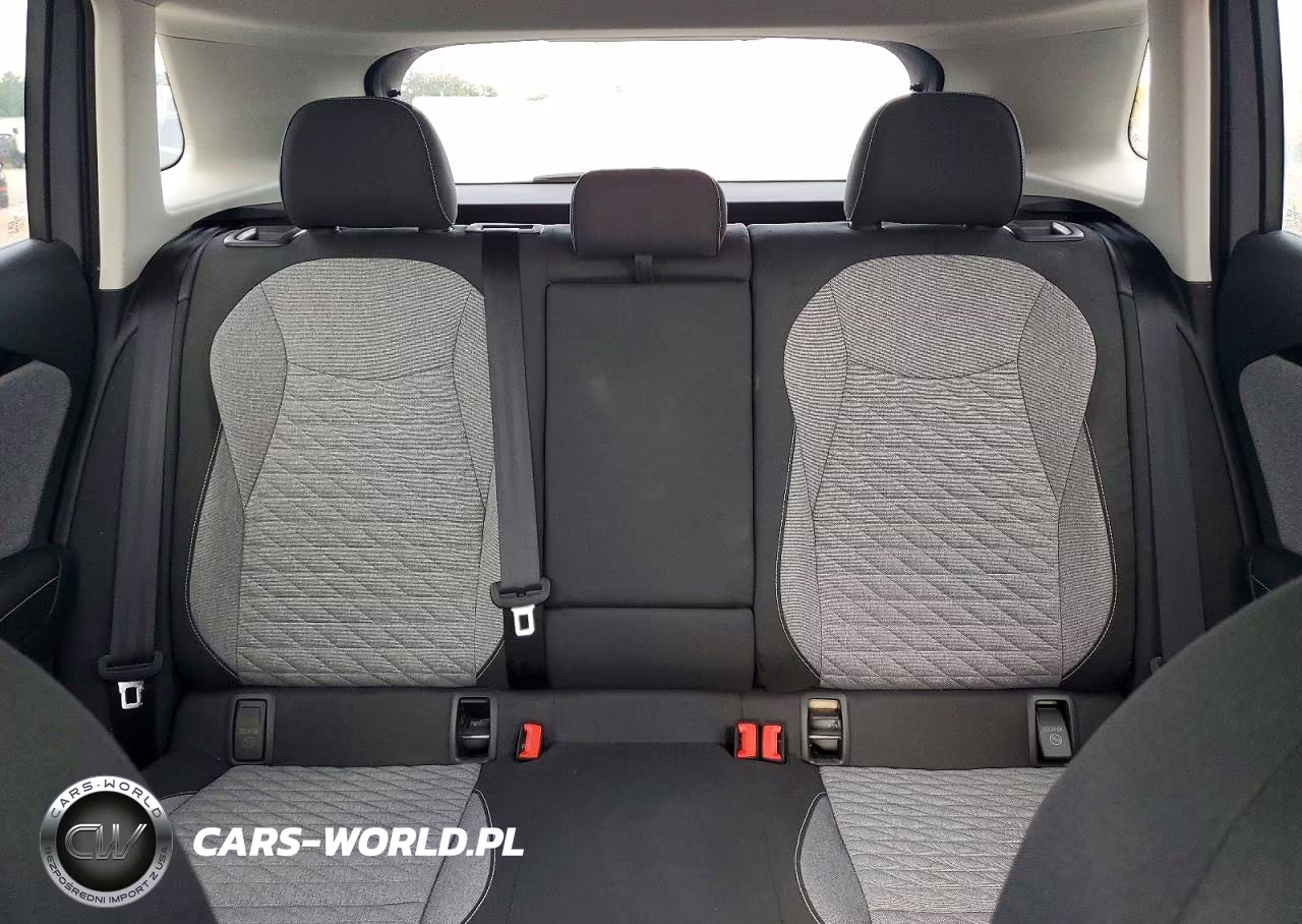 2026 Volkswagen Tiguan VIN:3VVCR7RM0TM017028 - 10