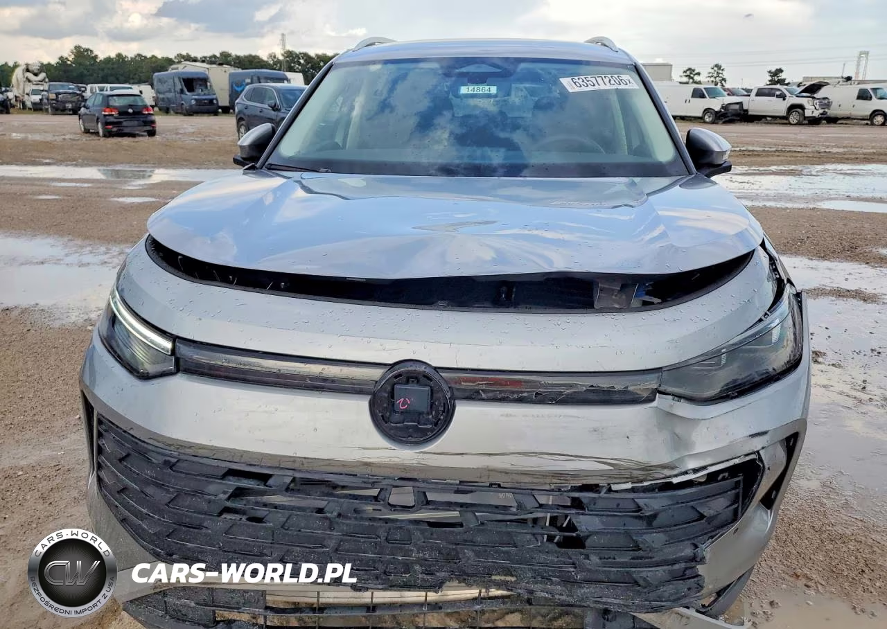 2026 Volkswagen Tiguan VIN:3VVCR7RM0TM017028 - 5