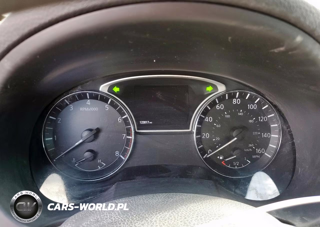 2018 Nissan Altima 2.5 VIN:1N4AL3AP1JC131159 - 9