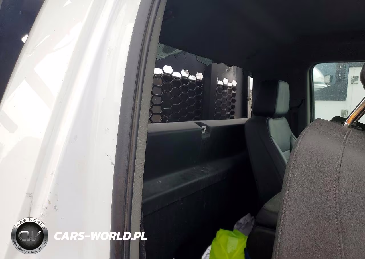 2022 Chevrolet Silverado C3500 VIN:1GB3WRE77NF155255 - 10