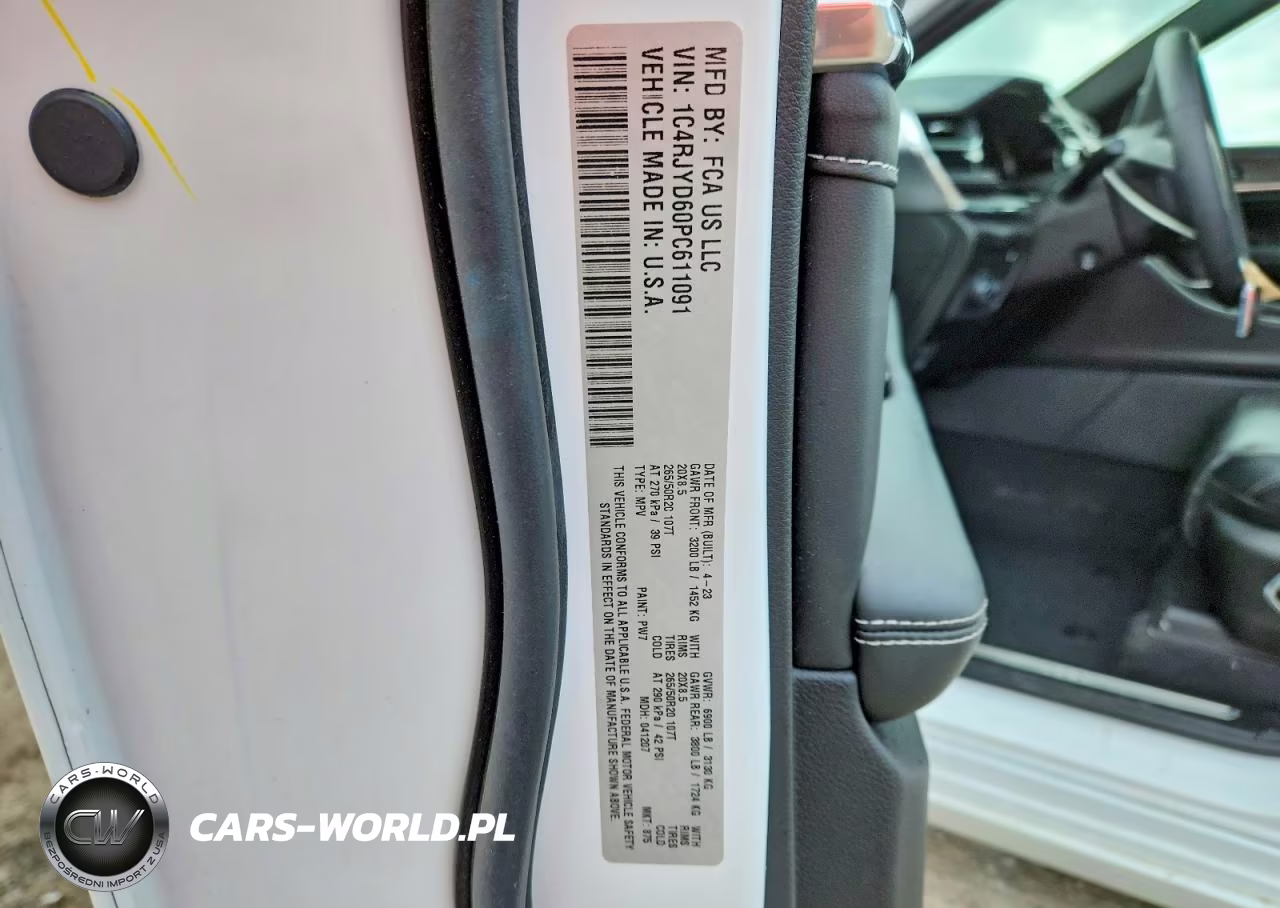 2023 Jeep Grand Cherokee Overland 4Xe VIN:1C4RJYD60PC611091 - 14