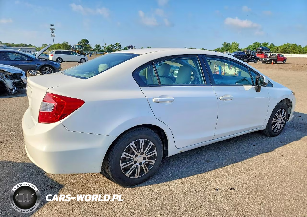 2012 Honda Civic Lx VIN:19XFB2F58CE103438 - 3