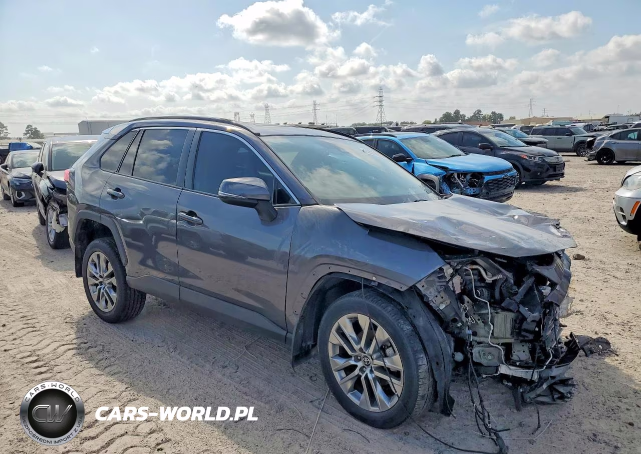 2023 Toyota Rav4 Xle Premium VIN:2T3C1RFV7PW254053 - 4