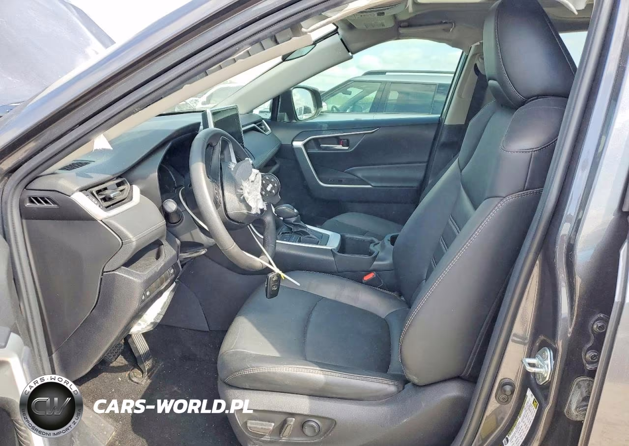 2023 Toyota Rav4 Xle Premium VIN:2T3C1RFV7PW254053 - 7