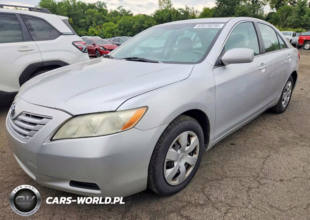 2009 Toyota Camry Le – zdjęcie 1 z 12