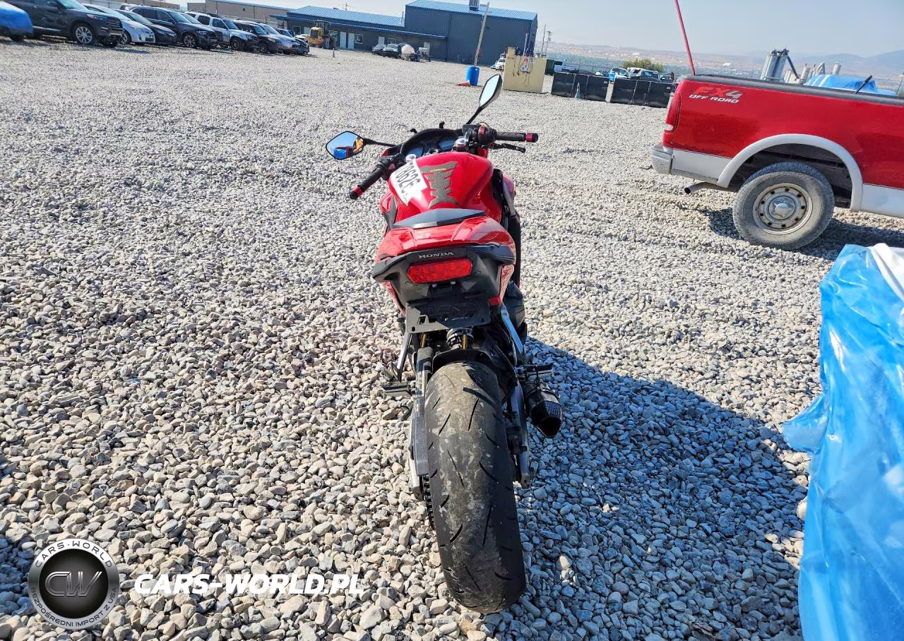 2014 Honda Cbr650 F VIN:MLHRC7411E5000266 - 4