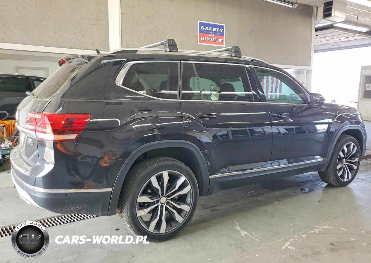 2019 Volkswagen Atlas Sel Premium VIN:1V2NR2CAXKC548180 - 3