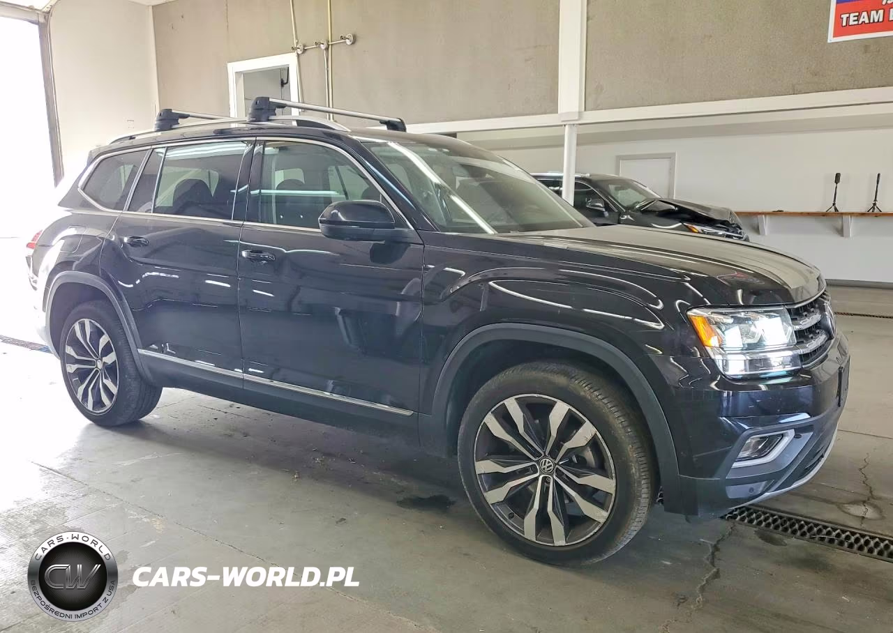 2019 Volkswagen Atlas Sel Premium VIN:1V2NR2CAXKC548180 - 4