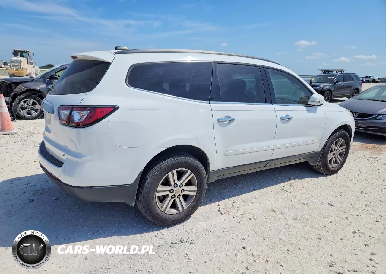 2017 Chevrolet Traverse Lt VIN:1GNKRGKD5HJ255439 - 4