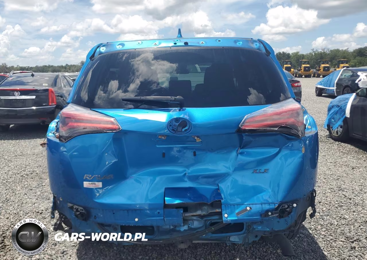 2018 Toyota Rav4 Xle VIN:JTMWFREV1JJ752268 - 6