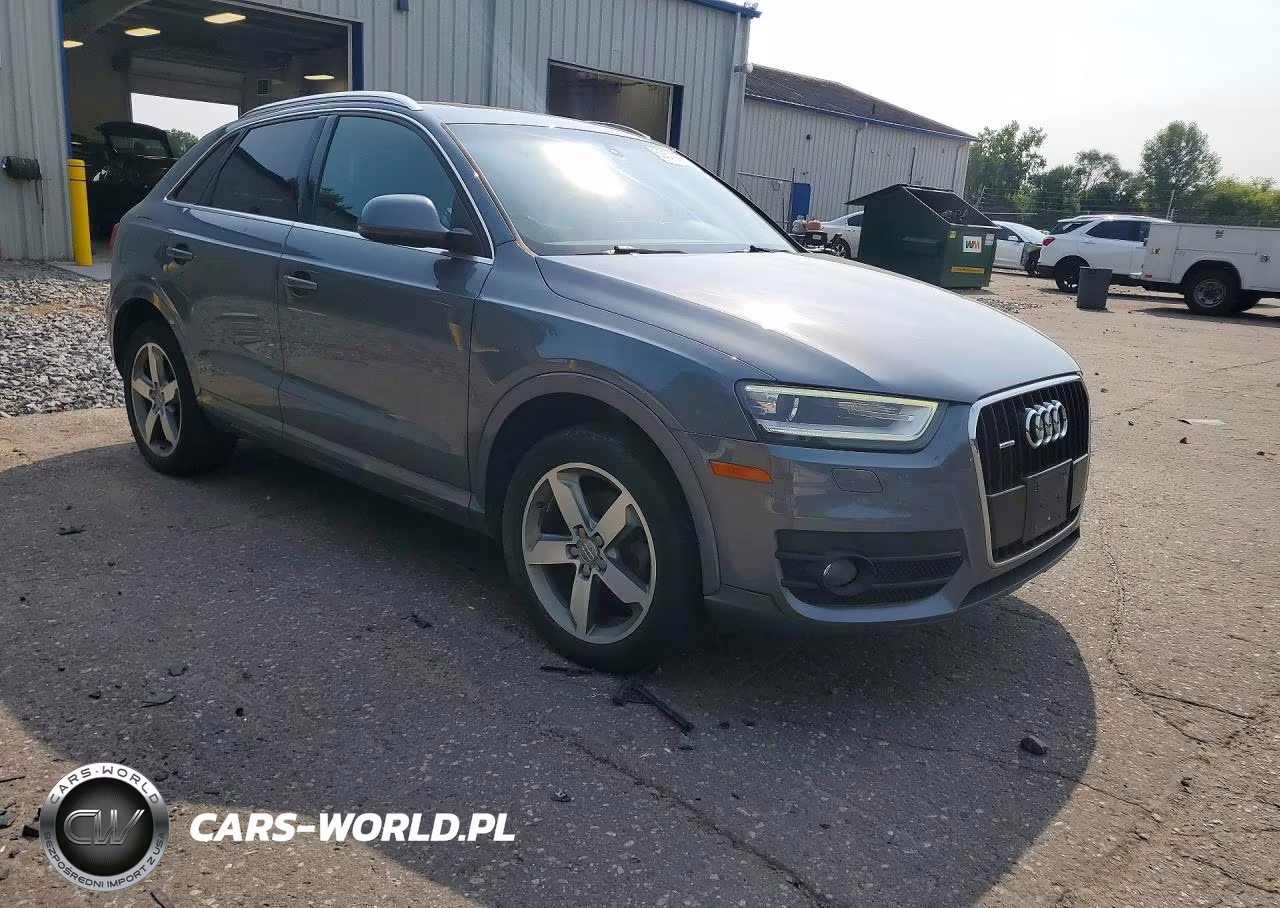2015 Audi Q3 Premium Plus VIN:WA1EFCFS2FR010851 - 4