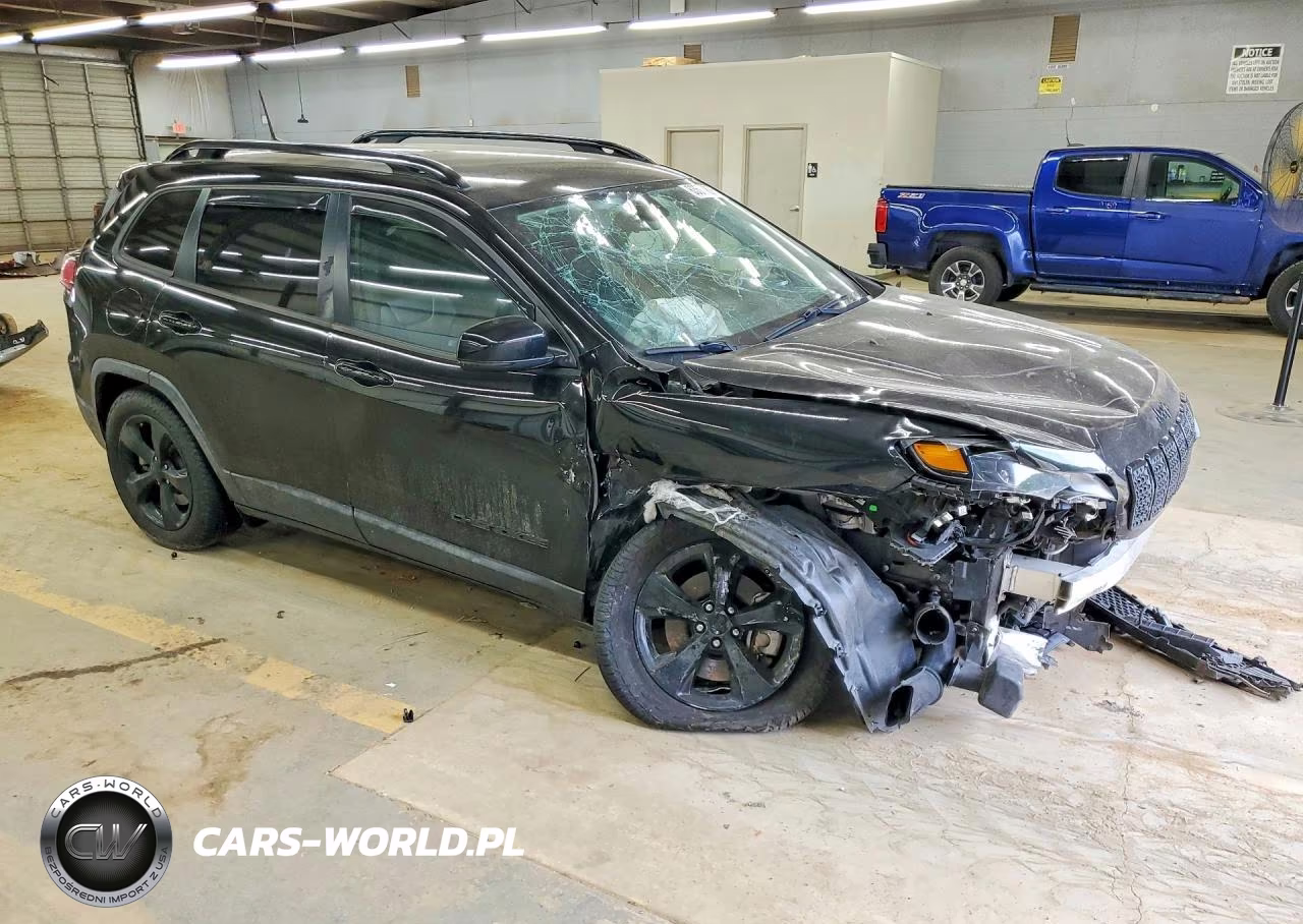 2019 Jeep Cherokee Latitude Plus VIN:1C4PJMLN8KD453417 - 4