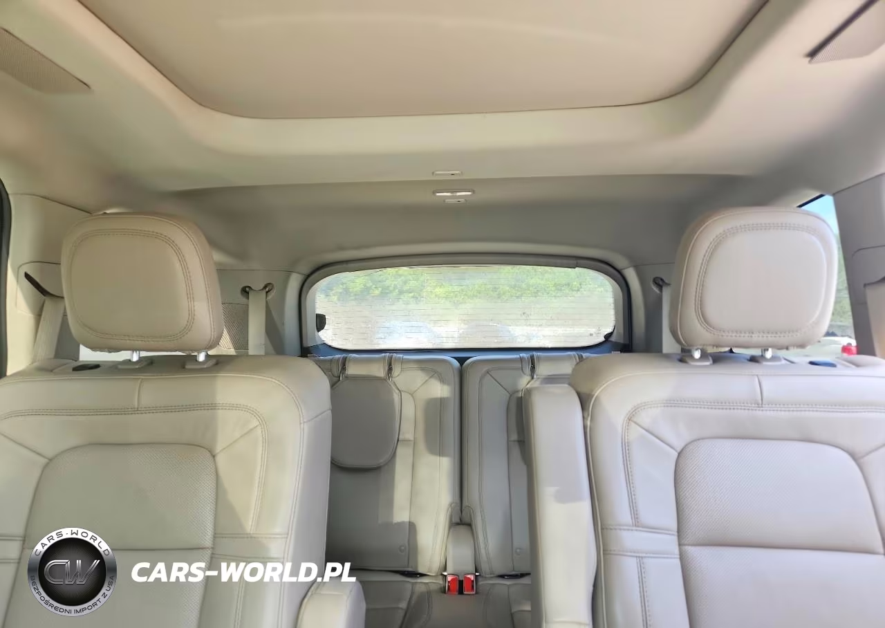 2020 Lincoln Aviator Reserve VIN:5LM5J7XC4LGL01791 - 10