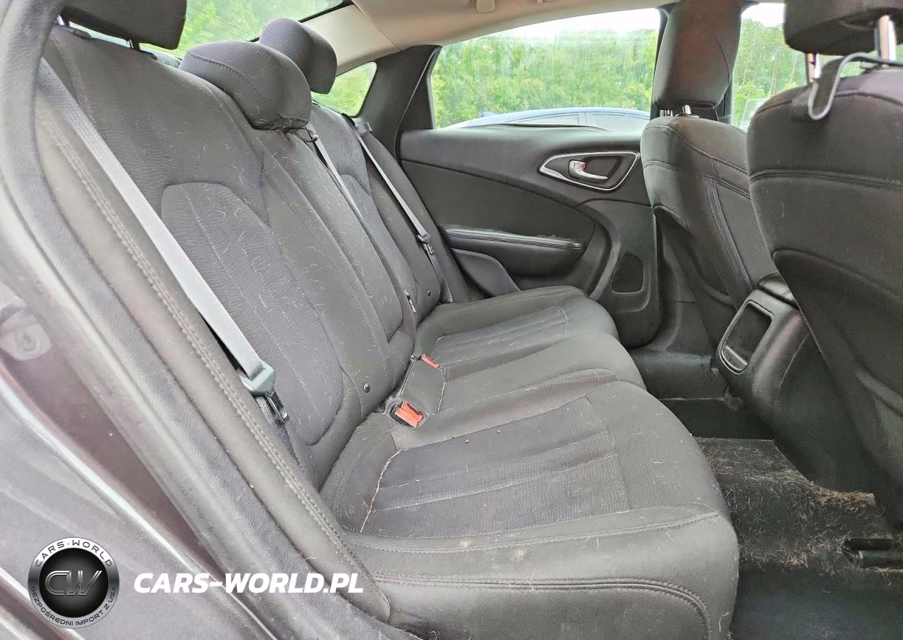 2015 Chrysler 200 Limited VIN:1C3CCCAB5FN547688 - 10
