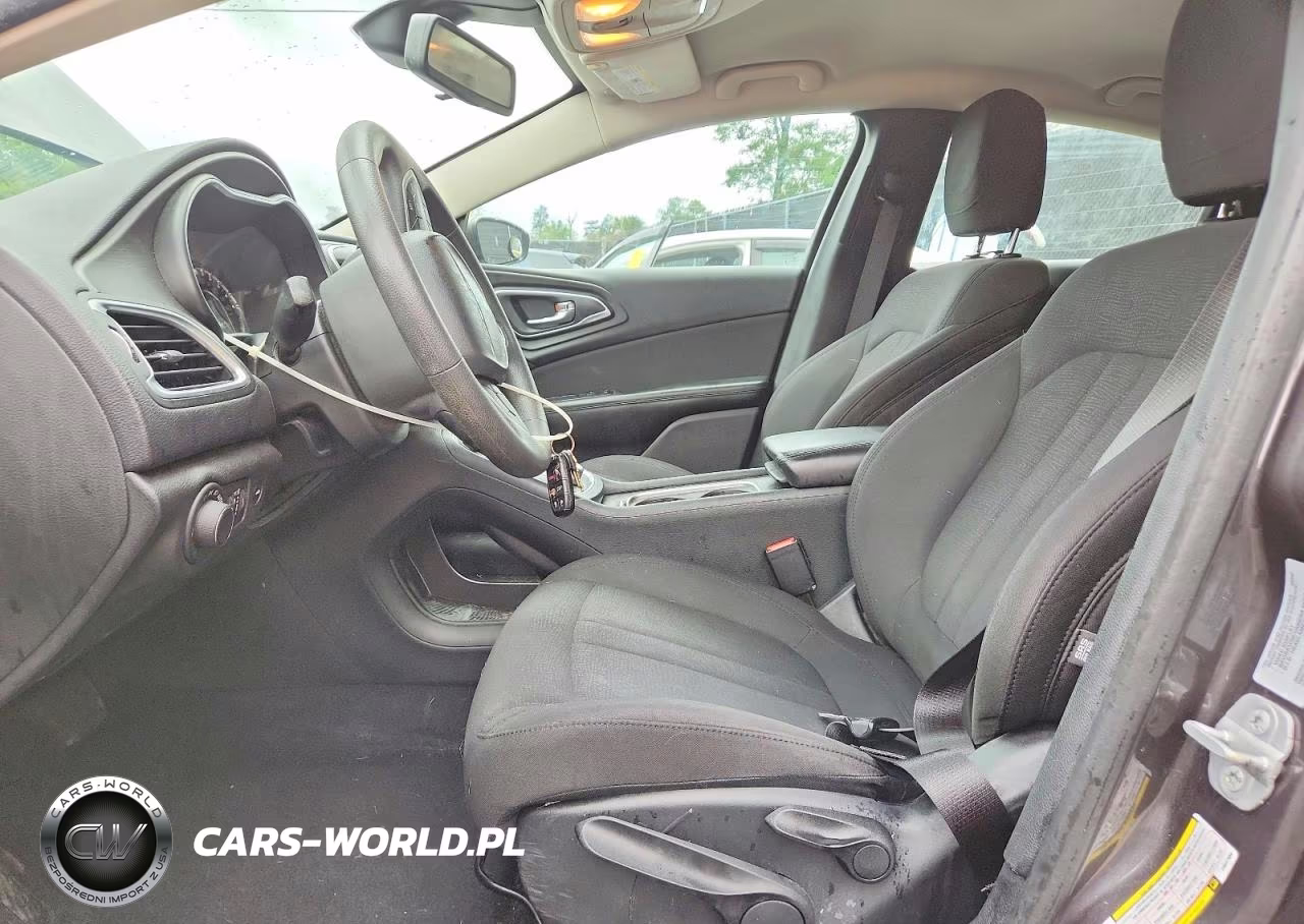 2015 Chrysler 200 Limited VIN:1C3CCCAB5FN547688 - 7