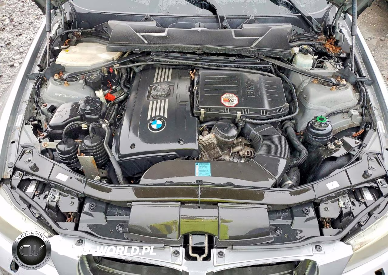 2010 BMW 335 Xi VIN:WBAPL3C52AA408510 - 11