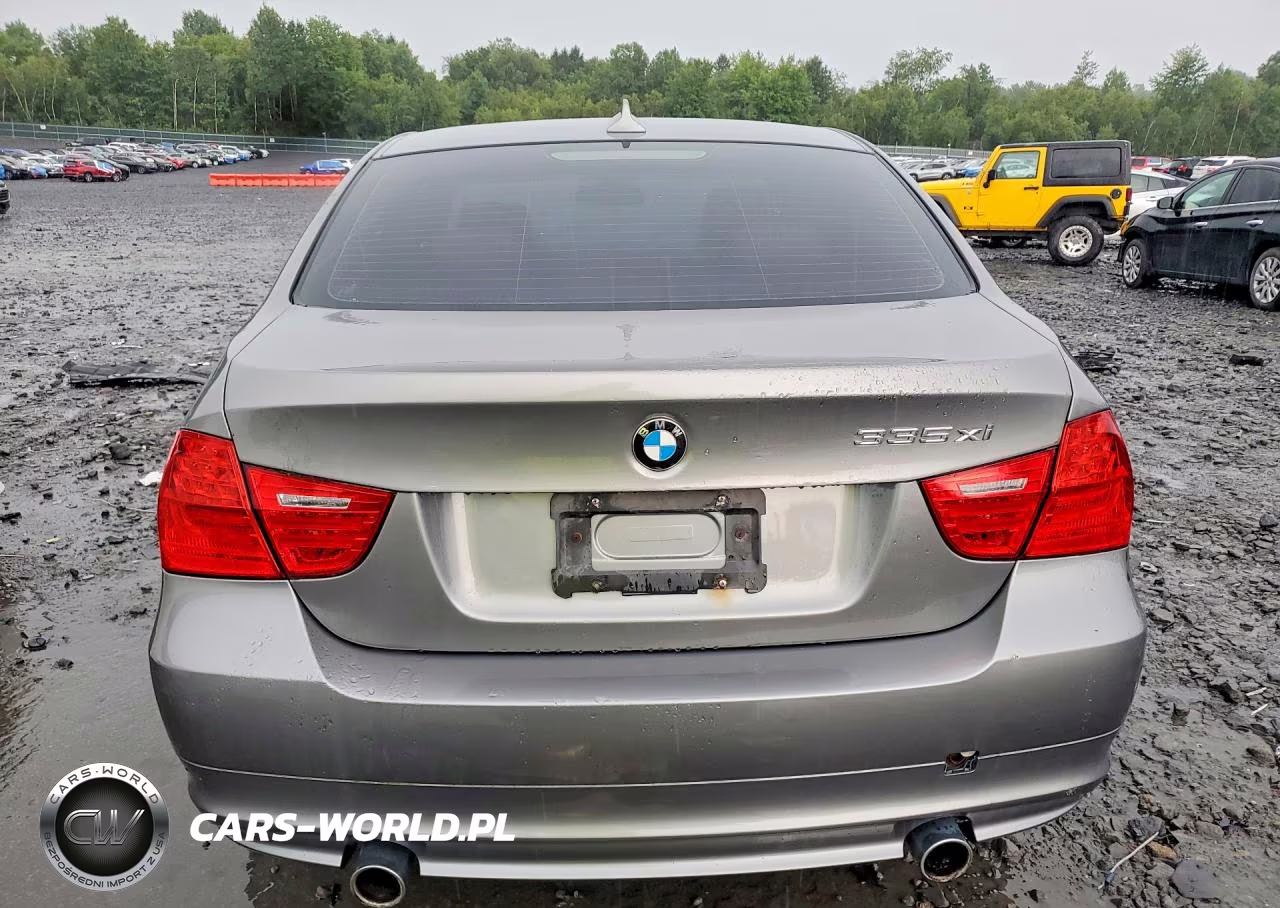 2010 BMW 335 Xi VIN:WBAPL3C52AA408510 - 6