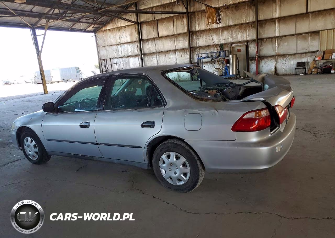 2000 Honda Accord Dx VIN:1HGCF8645YA082044 - 2