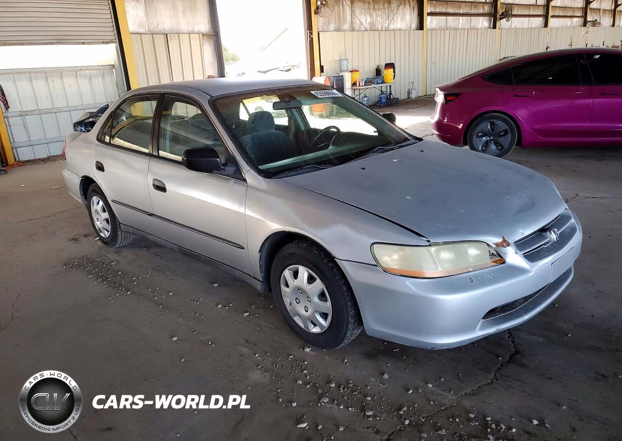 2000 Honda Accord Dx VIN:1HGCF8645YA082044 - 4