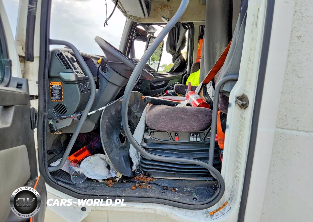 2021 Volvo Vnl Box Truck VIN:4V4NC9EHXMN600571 - 7