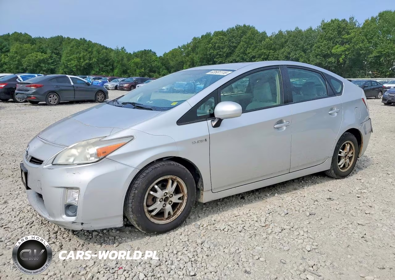 2011 Toyota Prius Three – zdjęcie 1 z 12