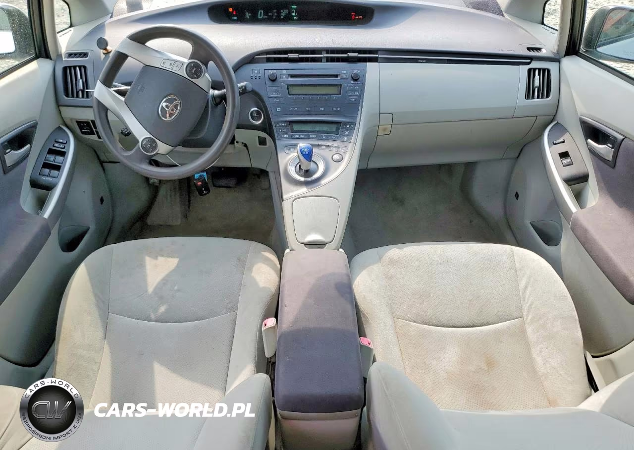 2011 Toyota Prius Three VIN:JTDKN3DU8B5365430 - 8