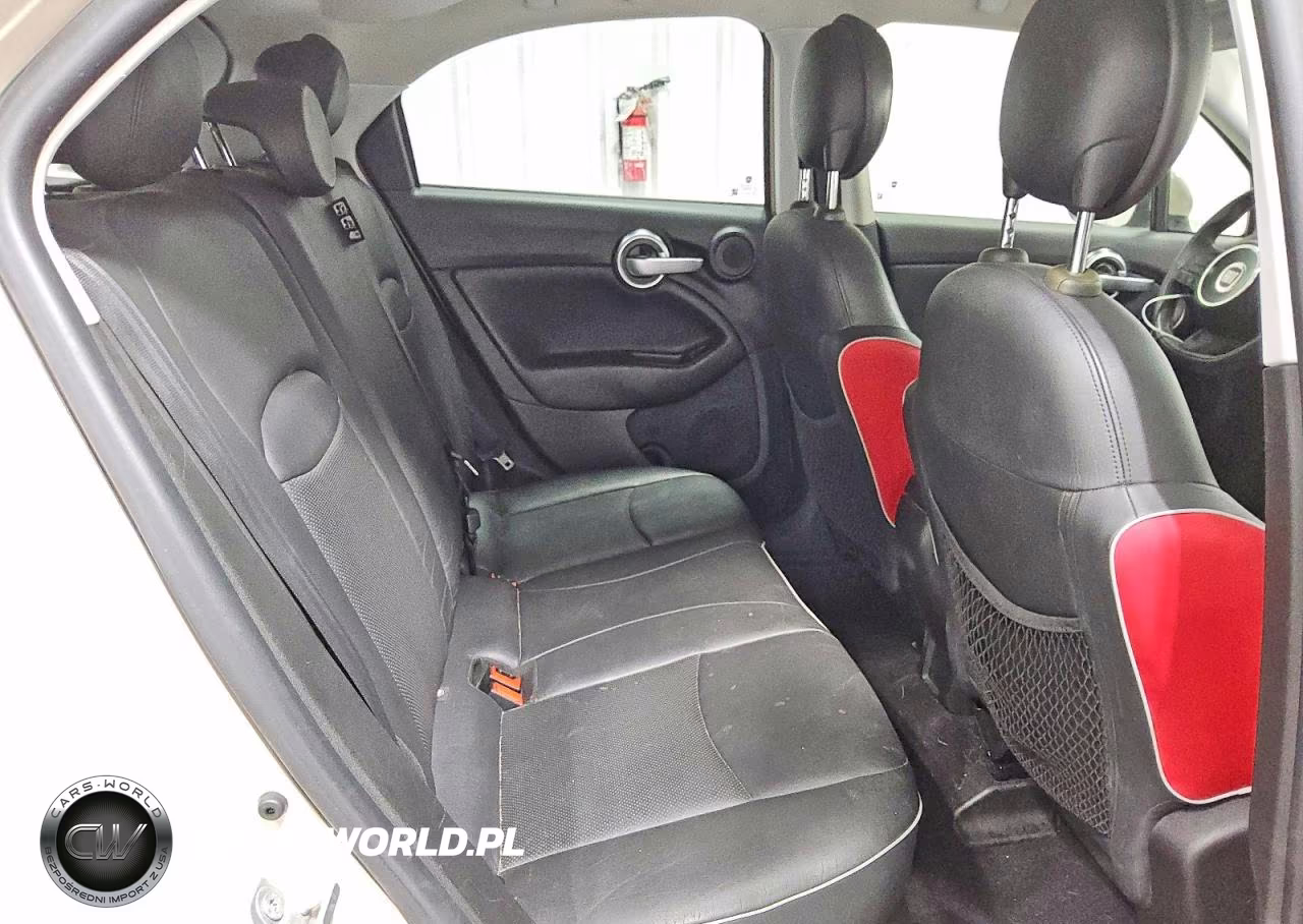 2016 Fiat 500X Lounge VIN:ZFBCFXDTXGP349079 - 11