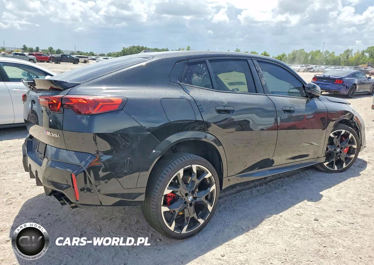 2026 BMW X2 M35I VIN:WBX83GM07T5537424 - 3
